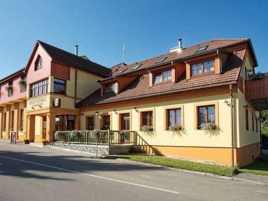 Hostinec U Hubalku Kostelec nad Orlicí Buitenkant foto